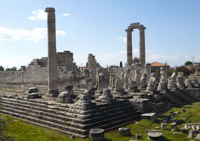 فعالیت های تفریحی رایگان کوش آداسی بنای تاریخی دیدیما