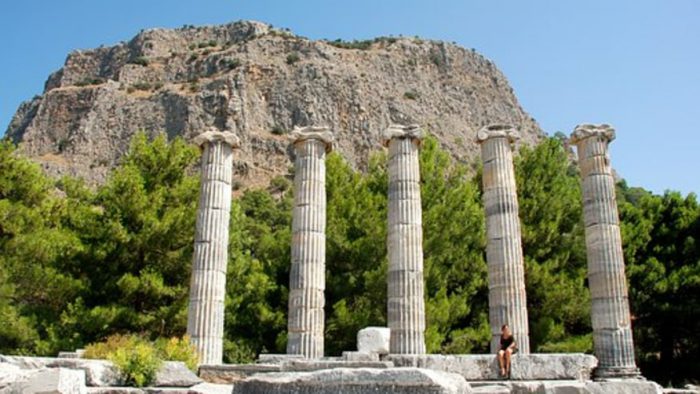 فعالیت های تفریحی رایگان کوش آداسی شهر پریانه